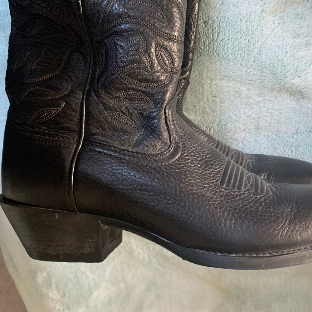 Black cowboy boots 9.5